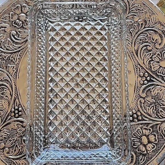 Vintage Pressed Glass Relish Trays Holiday Gatherings Feast - Picture 14 of 14